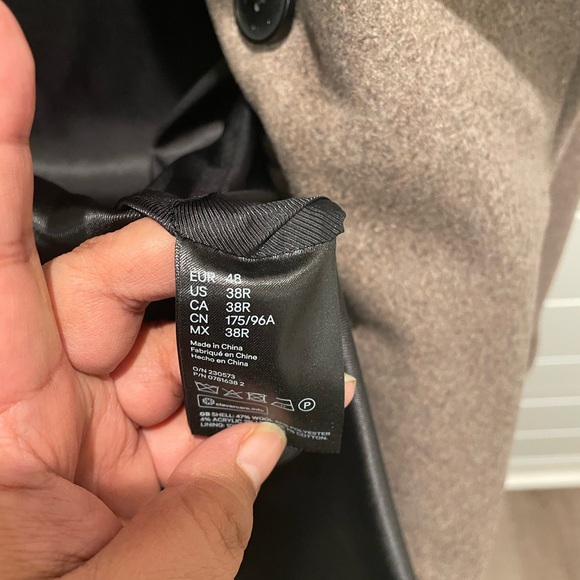 H&M Men's Classic Tan Peacoat - Picture 3 of 4